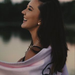 Meet your Posher, April